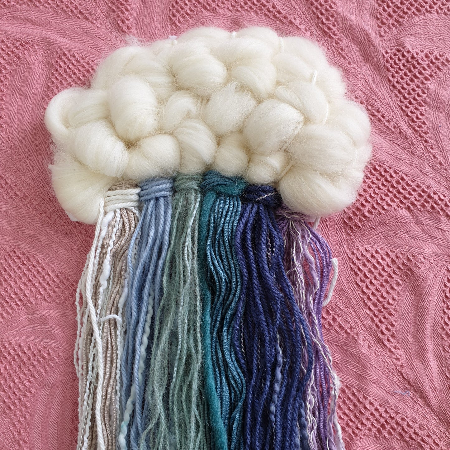 Rainbow Cloud Weaving: #peaceandcraft Workshop Project 2020: