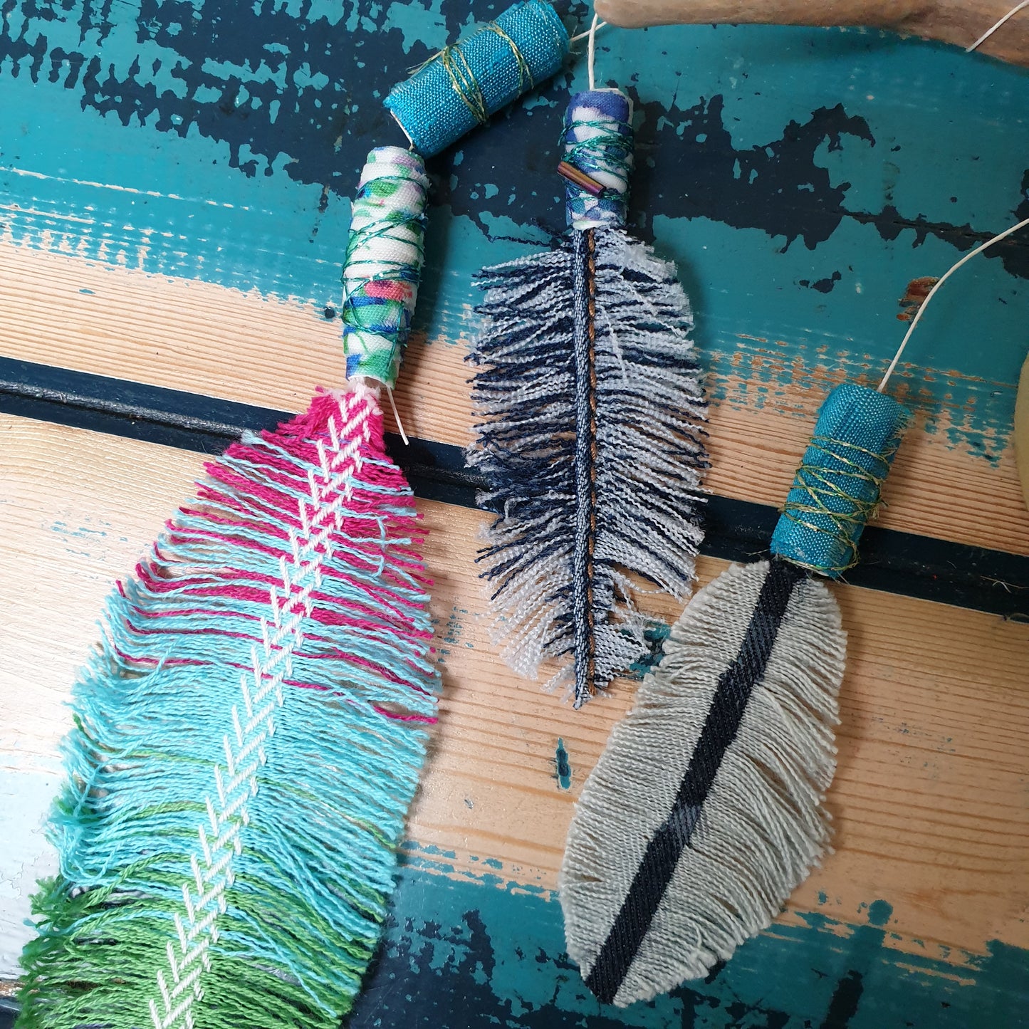 Feathers & Beads Mobile: #peaceandcraft Workshop Project 2020