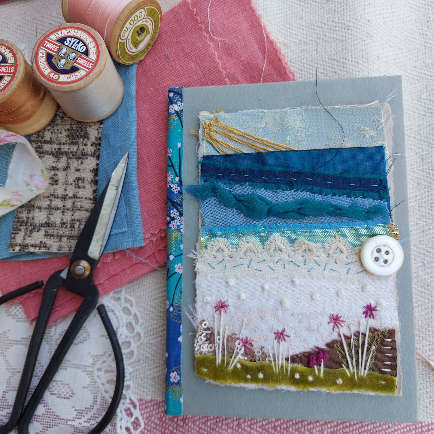 Mindful Scrapcrafting at Kingshill House (5/6 week course) [CURRENTLY FULL]