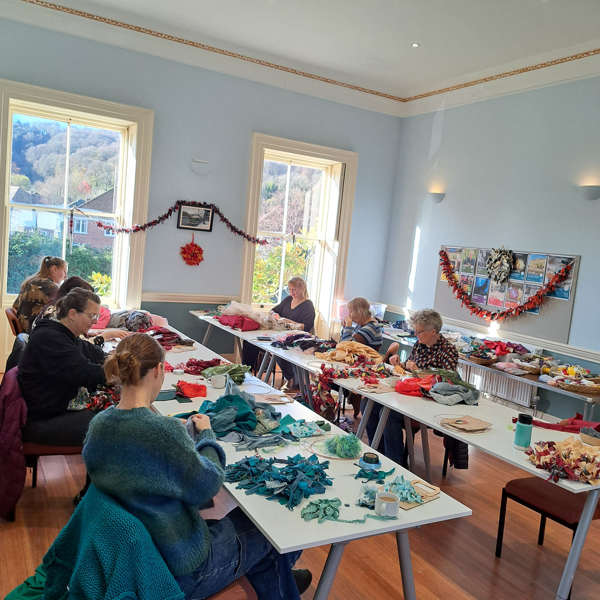 Scrapcrafting Christmas Wreaths & Garlands