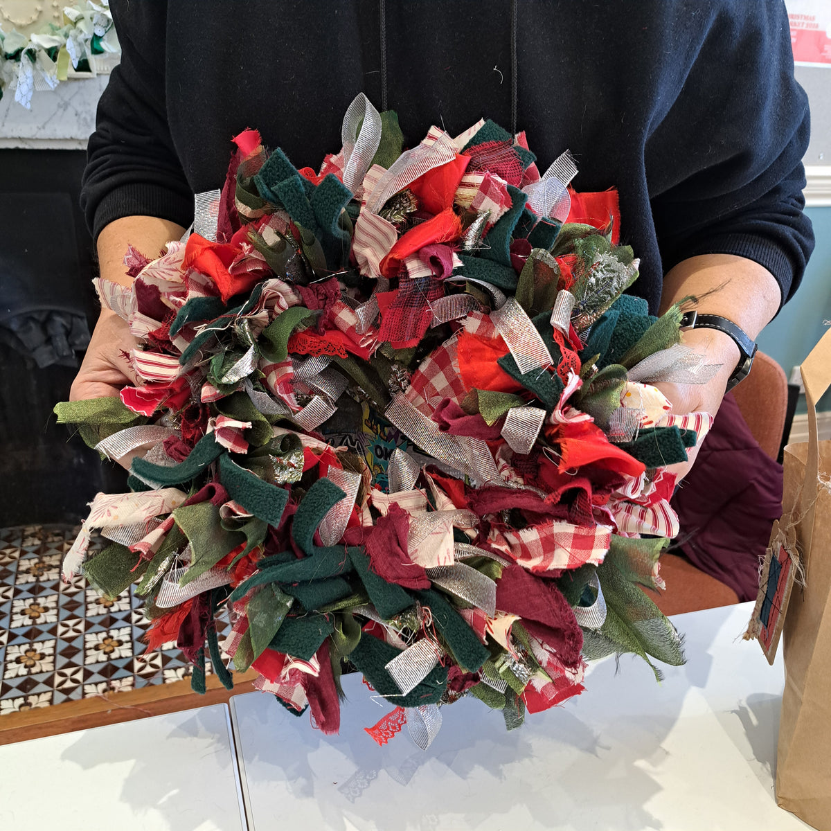 Scrapcrafting Christmas Wreaths & Garlands