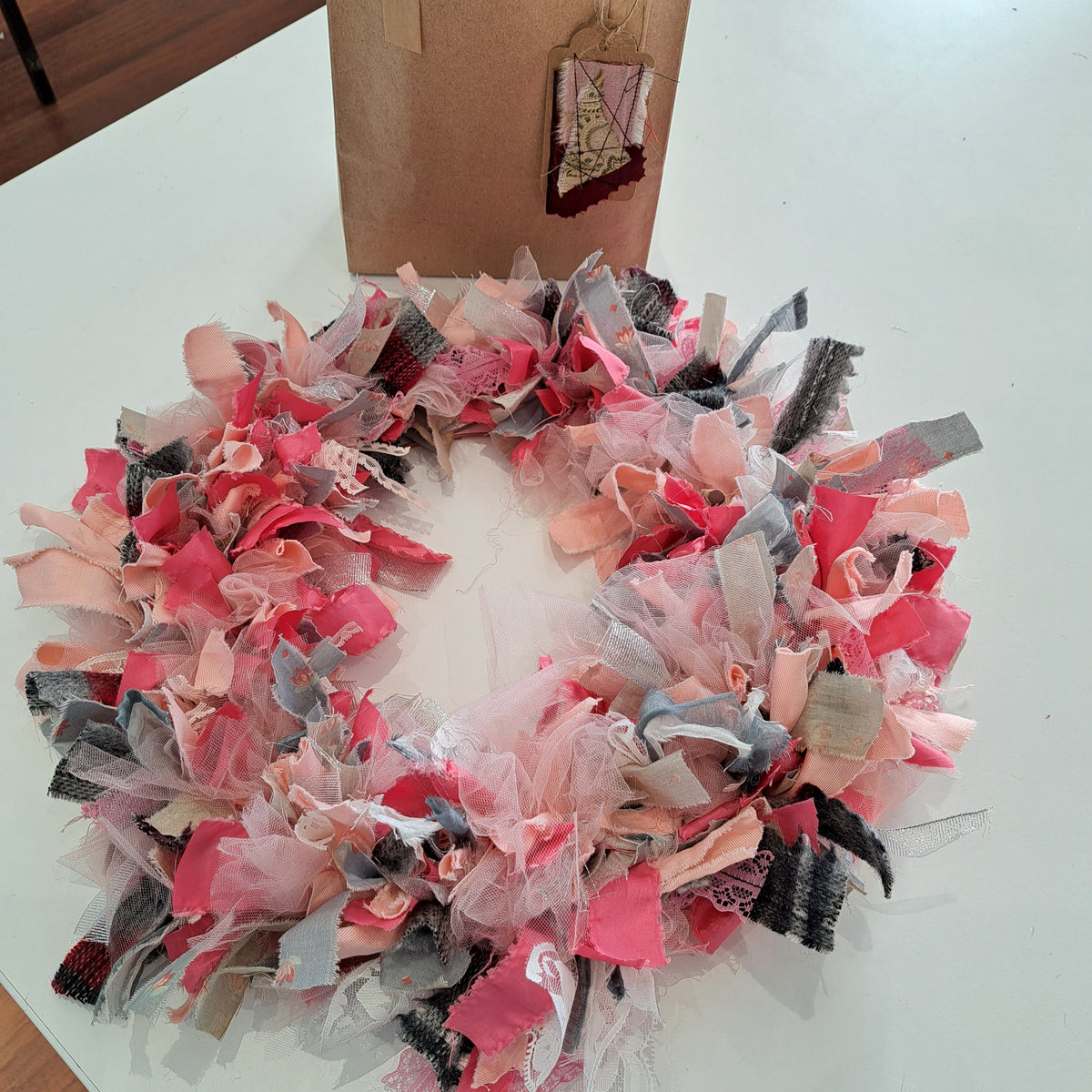 Scrapcrafting Christmas Wreaths & Garlands