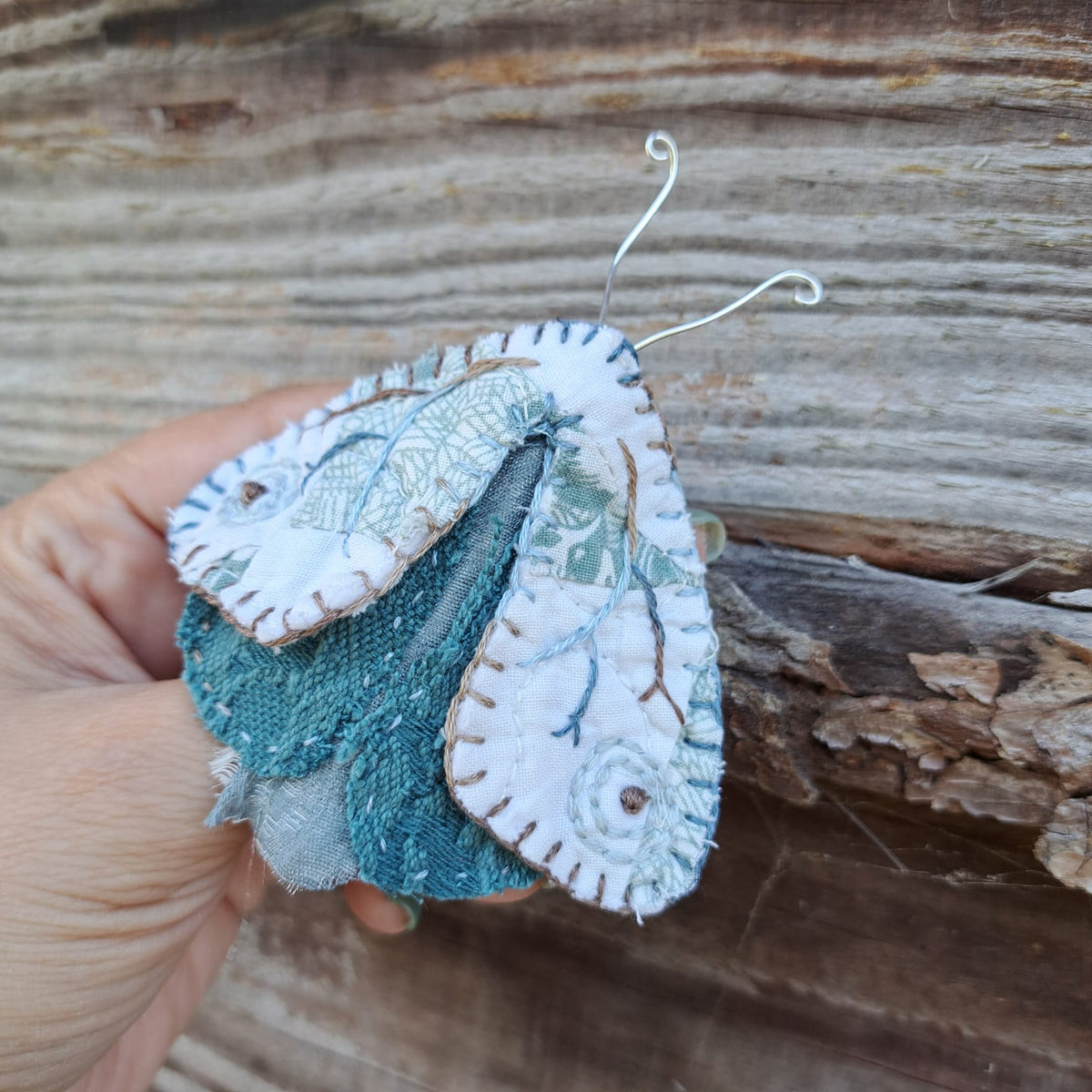 Peaceful Moths Mini Craft Kit