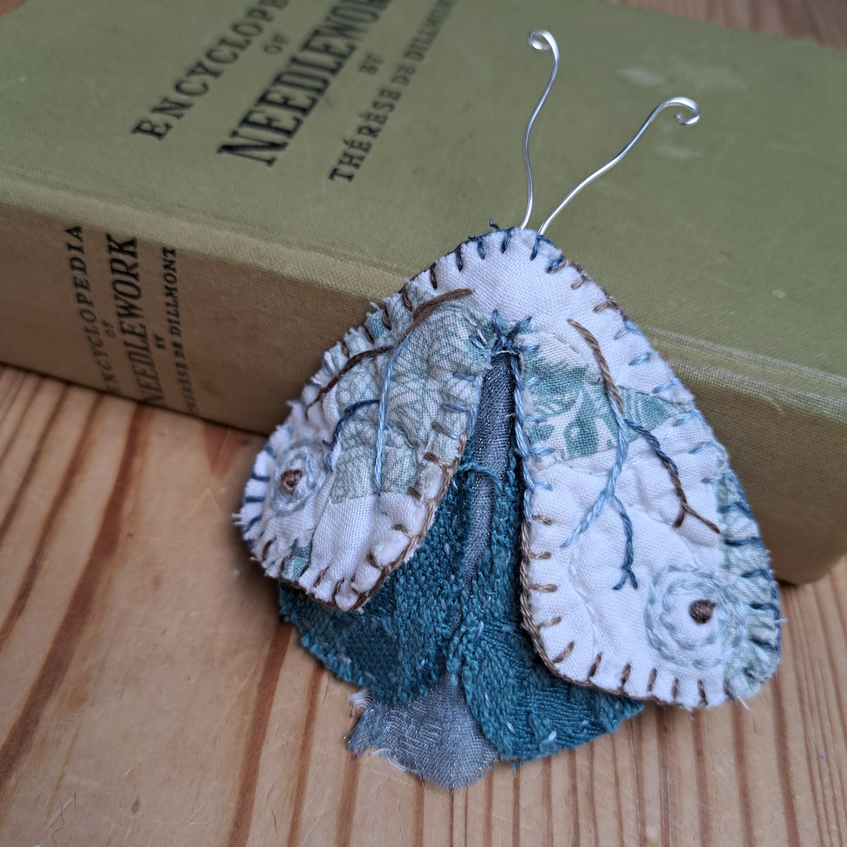 Peaceful Moths Mini Craft Kit