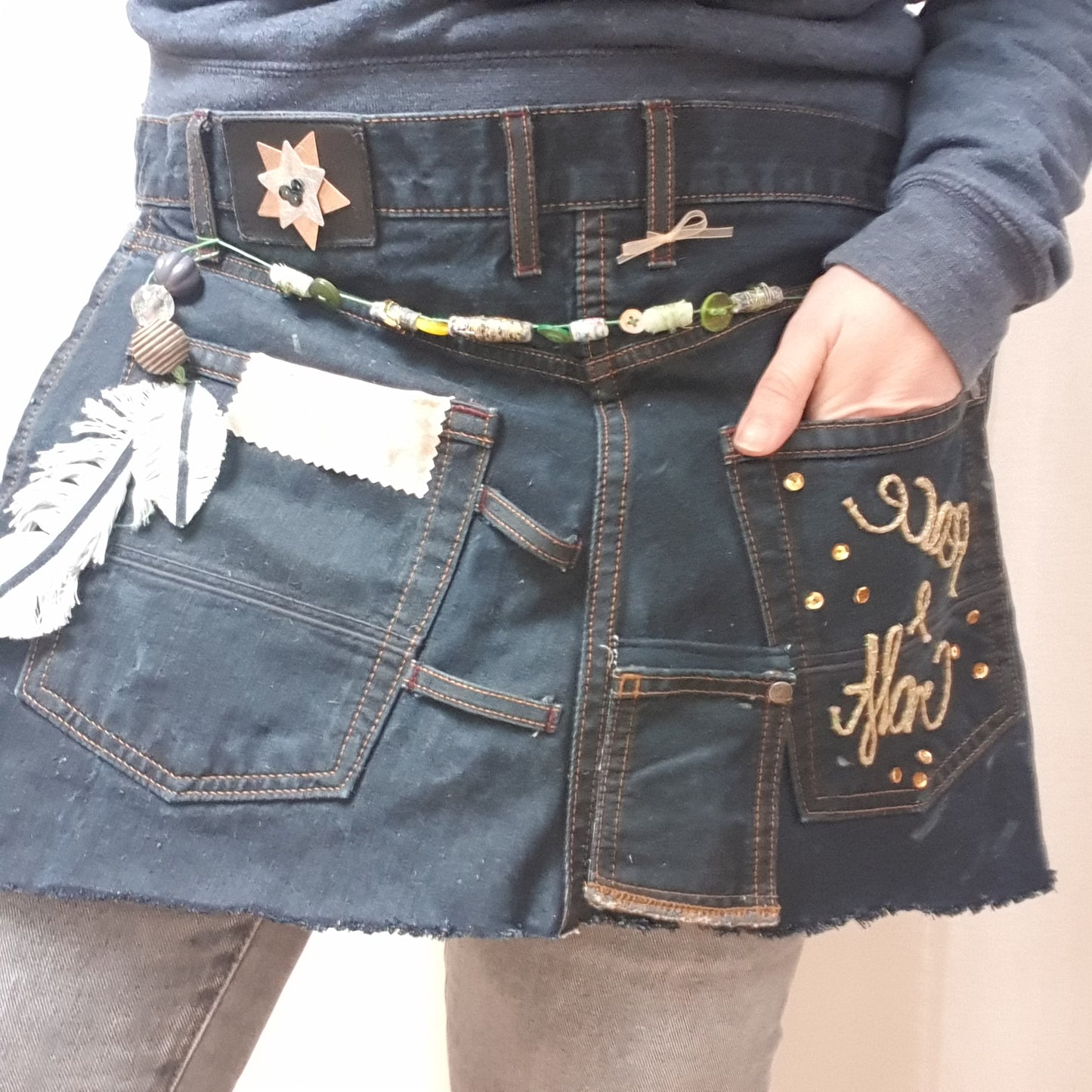 Upcycled Denim Craft Apron: #peaceandcraft Workshop Project 2020