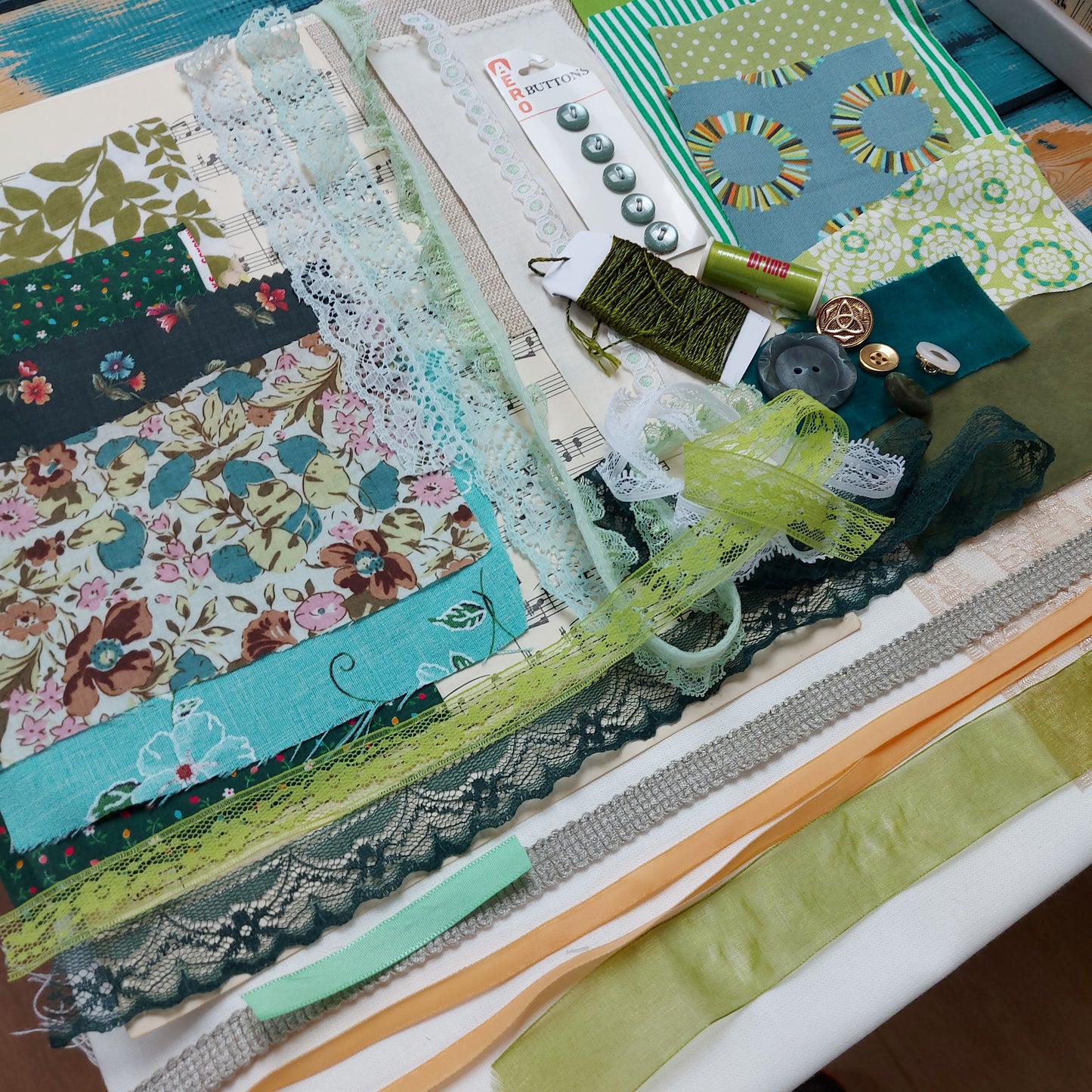 Scrapcraft Treasure Boxes - Scraps Craft Handstitching Inspiration (Restocking soon)