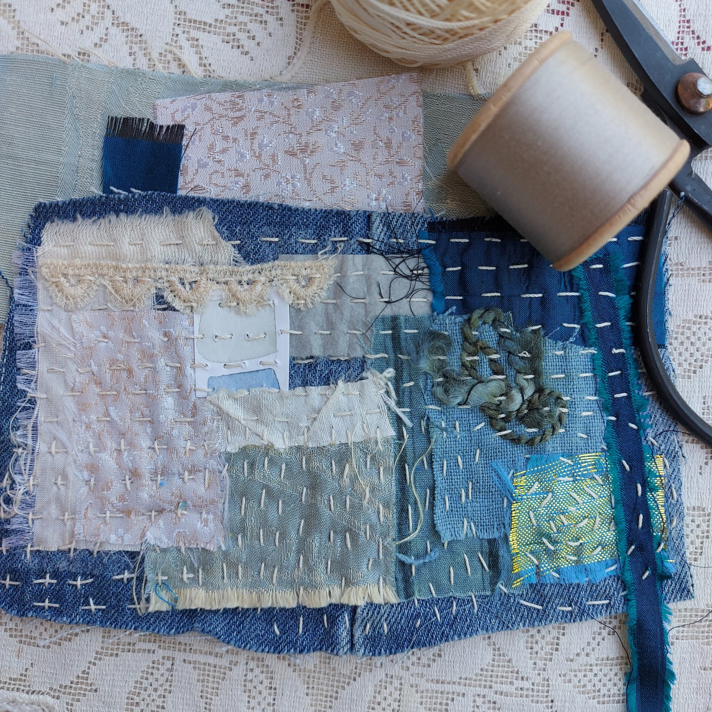 Mindful Scrapcrafting at Kingshill House (5/6 week course) [CURRENTLY FULL]