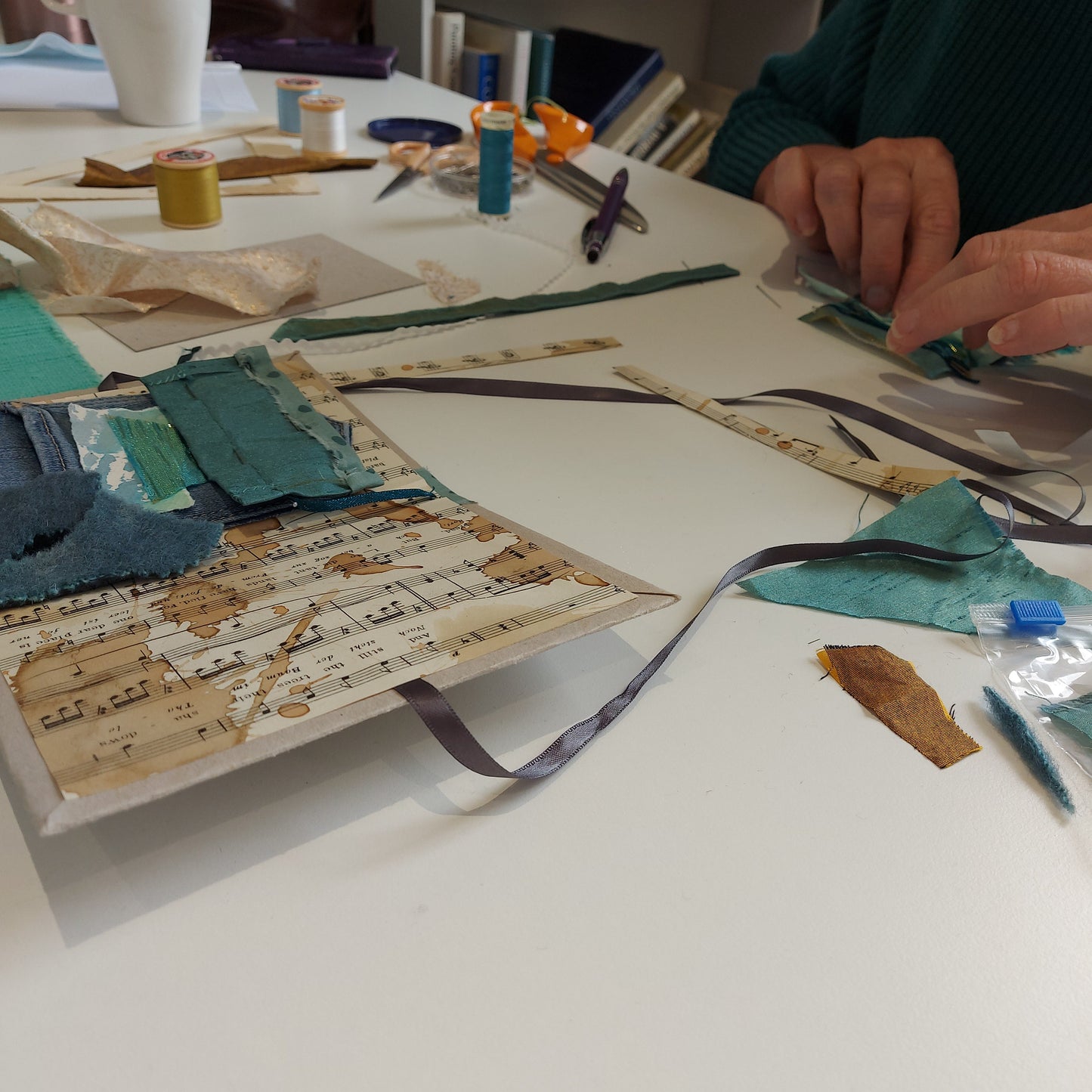 Scrapcrafting at Westonbirt: Summer Leaves Textile Art