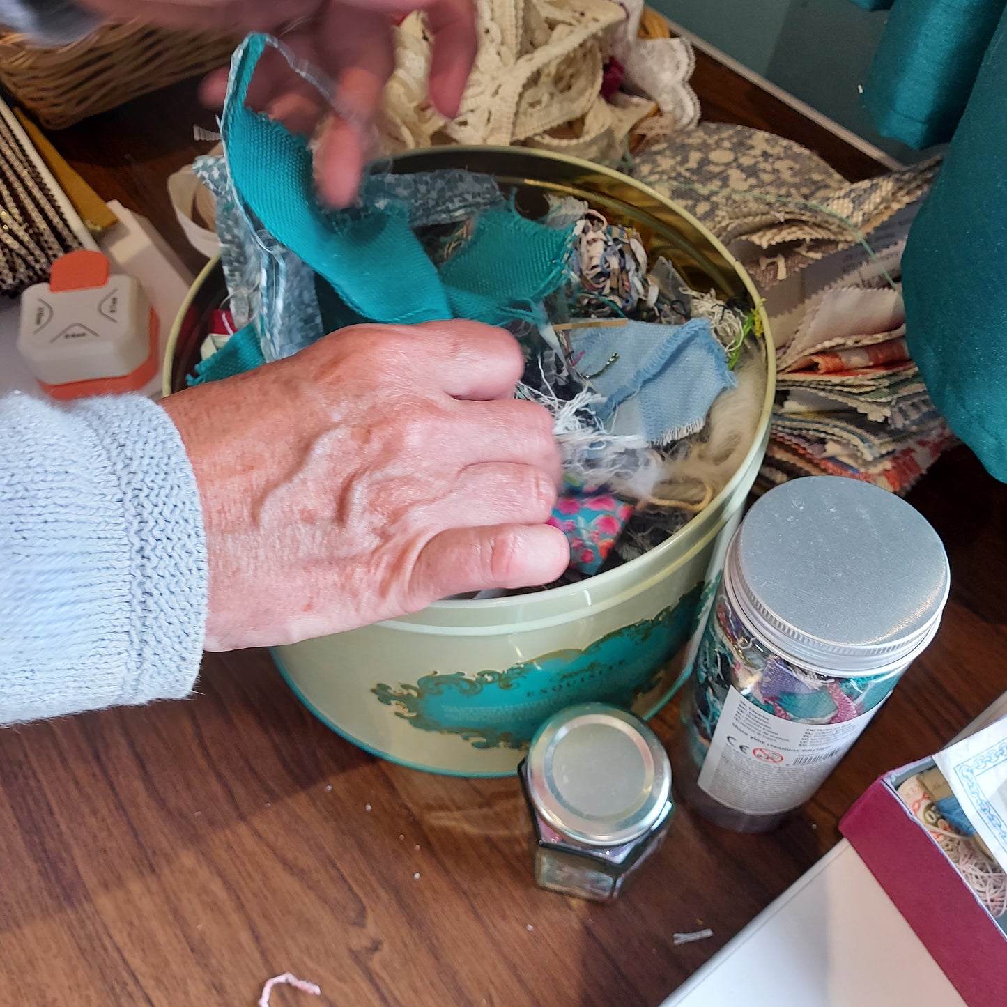 Mindful Scrapcrafting at Kingshill House (5/6 week course) [CURRENTLY FULL]